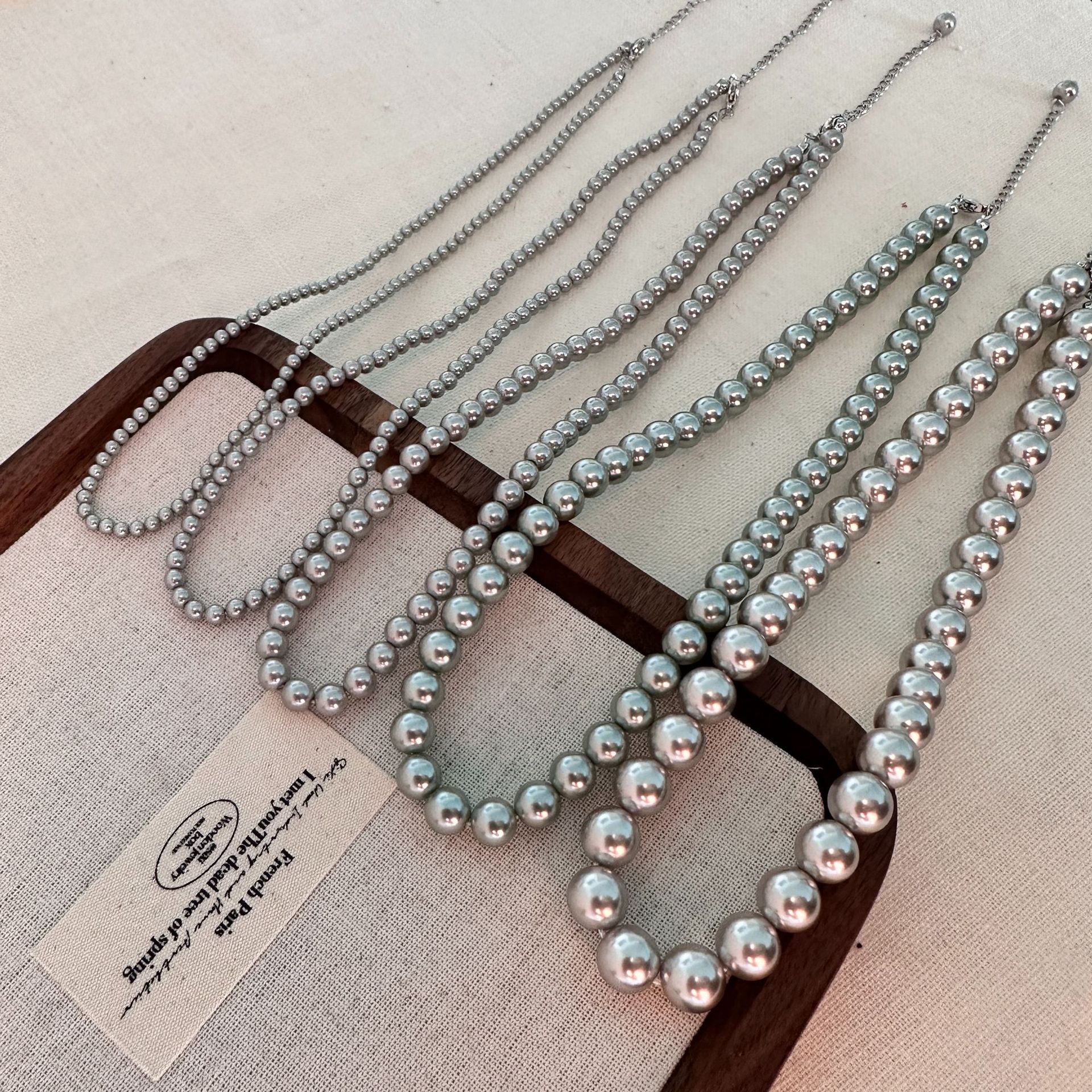 【New arrival】Niche Design Sense Really Many Hemp Pearl Necklace Australian Grey Bei Bei Bei Lobster Clasp Light Luxury Universal Stacked Collarbone Neck Chain for Women