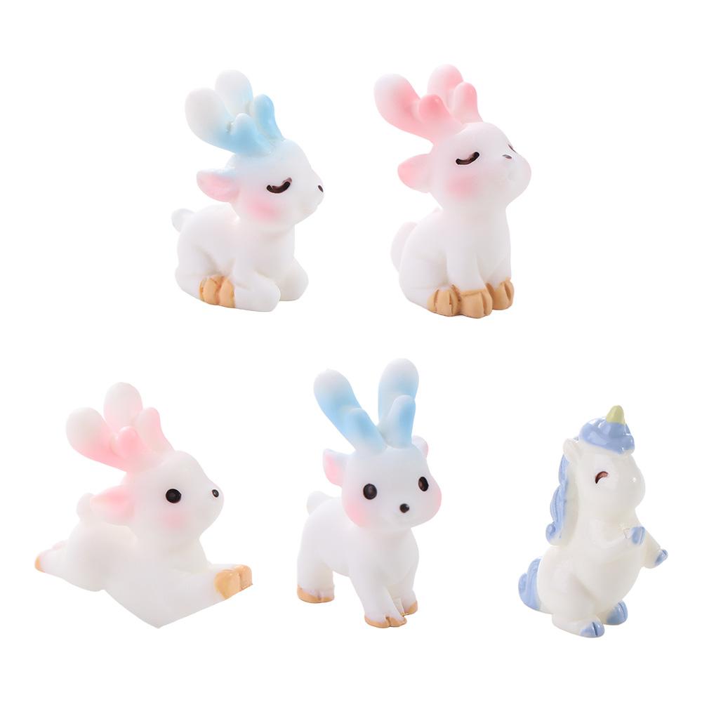 Garden Decoration Cartoon Sika Deer Figurines Resin Crafts Mini Deer Statue Cute Realistic Micro Landscape Ornaments Christmas Decoration