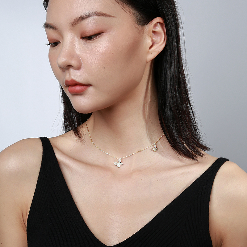 【Mega Sale】Temperament Fashion Double Butterfly Women's Summer 2022 New Design Sense Short Clavicle Chain