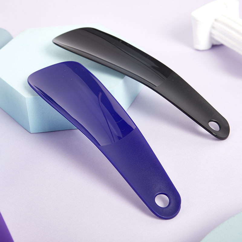 【Expert Recommended】 1PCS Plastic Colour Shoehorn Lazy Shoe Helper Long Handle Shoes Lifter Shoehorn JINBING