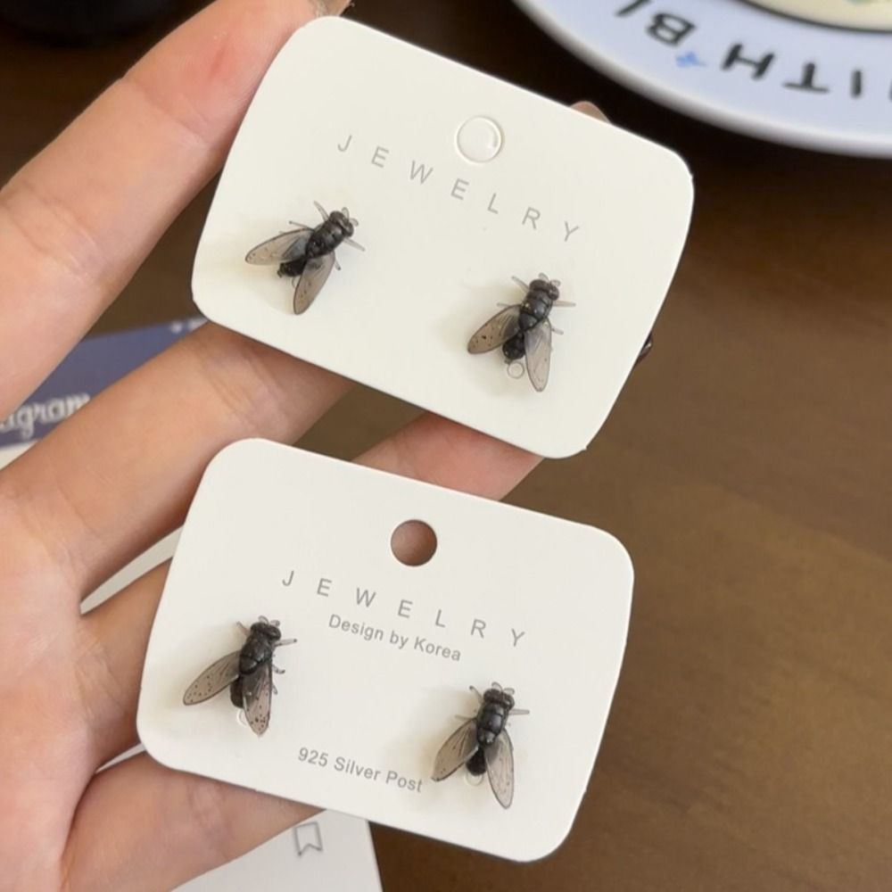 New Simulation Fly Earrings Black Personality Fly Ear Studs Mini Ear Jewelry for Men Women Couple Gift