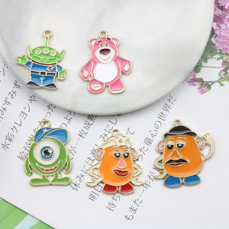 HOT Wangoshang 10PCS Disney Alloy Dripping Oil Cute Cartoon Anime Character Alien Small Pendant DIY Jewelry Accessories Handmade Material Charm