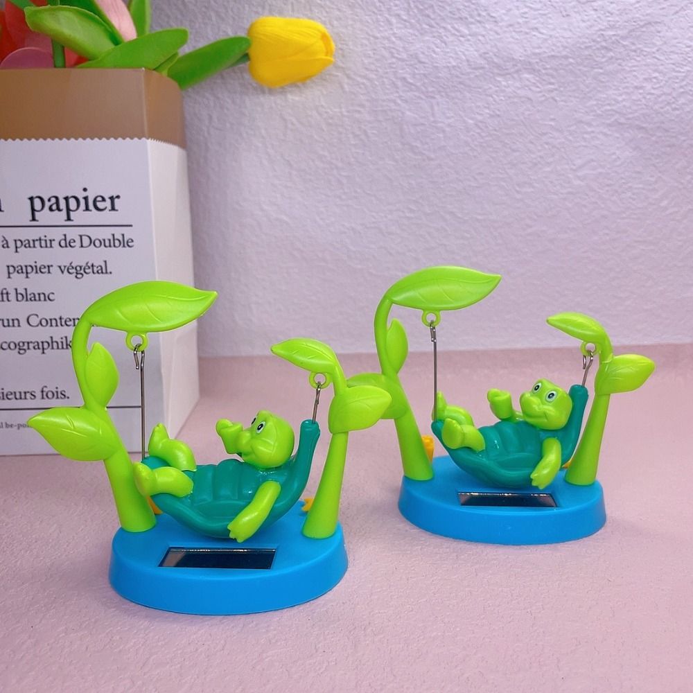 2pcs Crafts Cute Turtle Statue Ornament Cartoon Solar Powered Turtle Figurine Toy Creative Vivid Animal Miniatures Model Home