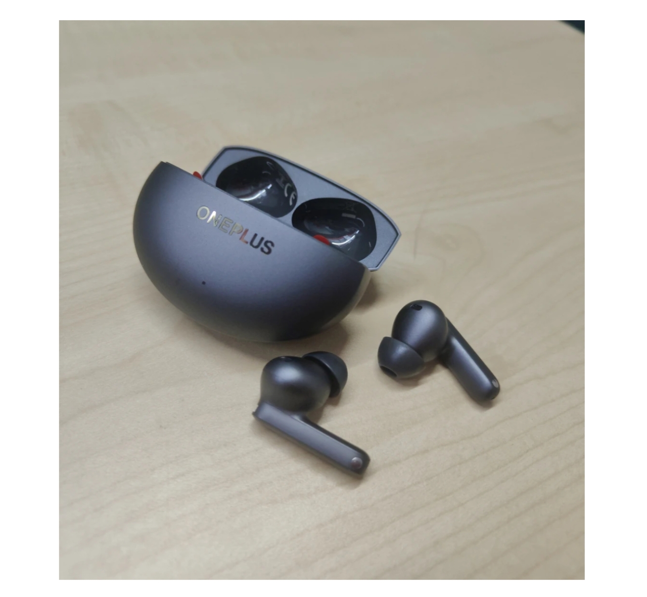 Buds 4 Wireless Bluetooth Earbuds(Copy )