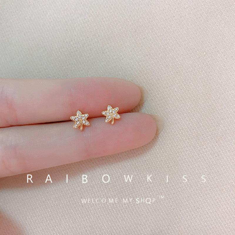 【New arrivals】Maple Leaf Earrings Women's 2023 New Trendy Japanese-Korean Style Flash Zircon Earrings Cute Earrings