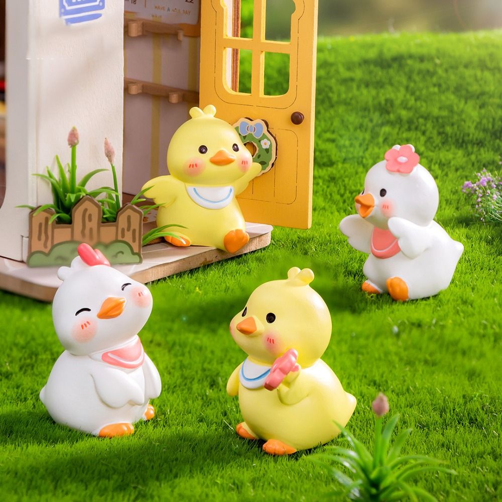 New Cute Cartoon Duck Statue DIY Crafts Resin Mini Animals Figurine Dollhouse Decoration Car Ornament Micro Landscaping