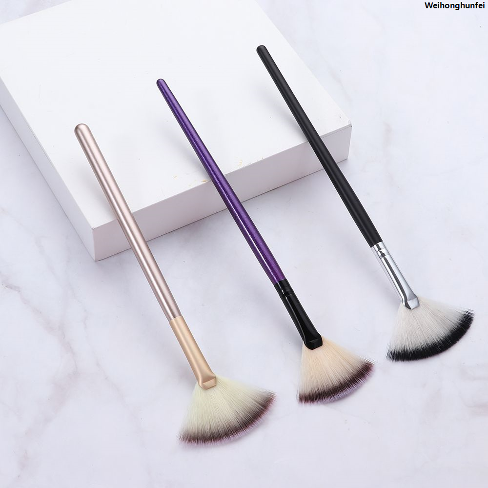 WeihonghunfeiLuxury 1Pcs New Professional Soft Makeup Brush Diamond Face Fan Powder Brushes High Quality Fan Applicator for Facials Cosmetic Tool