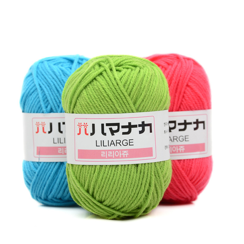 Wenefang Fashion DIY Baby Milk Sweet Soft Cotton Knitting Wool Yarn Thick Fiber Velvet Yarn Hand Knitting Wool Crochet Yarn for DIY Sweater
