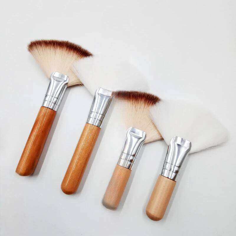 Mini Makeup Brush Gentle Esthetician Cleaning Cosmetic Small White Short Wooden Handle Synthetic Fiber Fan Brushes For Facial