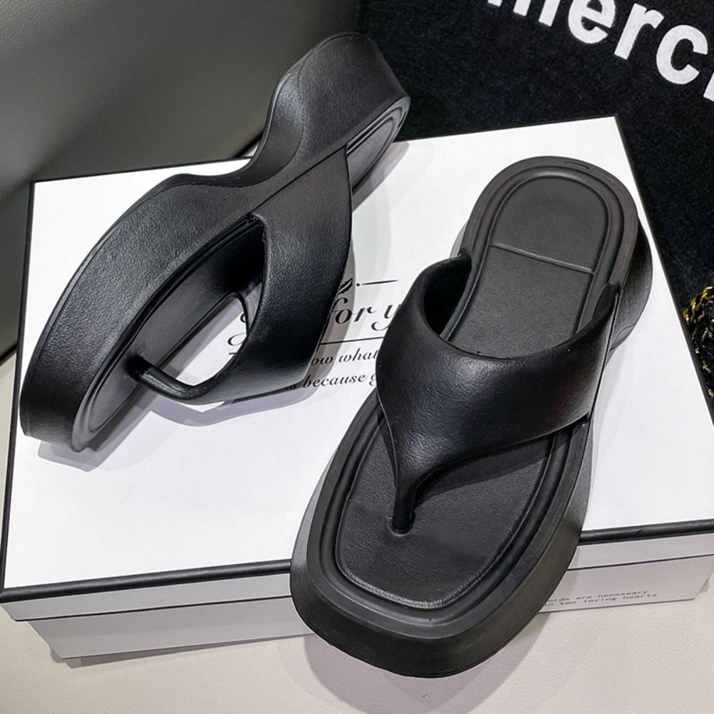 New EVA Thick Women Flip Flops Roman Increasing Height Sole Thick Slippers Heels Sandals Soft Round Toe Sandals Outdoor