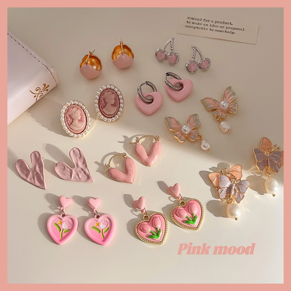 Pink girl's heart flower earrings, sweet little fresh love earrings, gentle and cute temperament, earrings with a sense of luxury