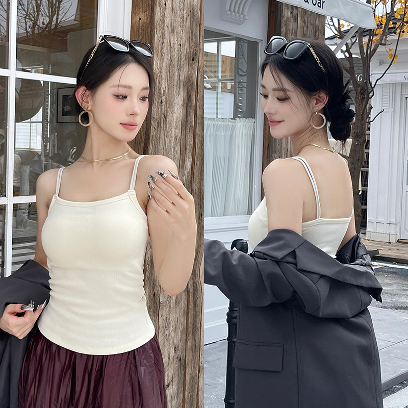 Autumn and winter new warm camisoles with chest pads and brushed warm camisoles Warm and brushed inner and outer wear slim thermal tops