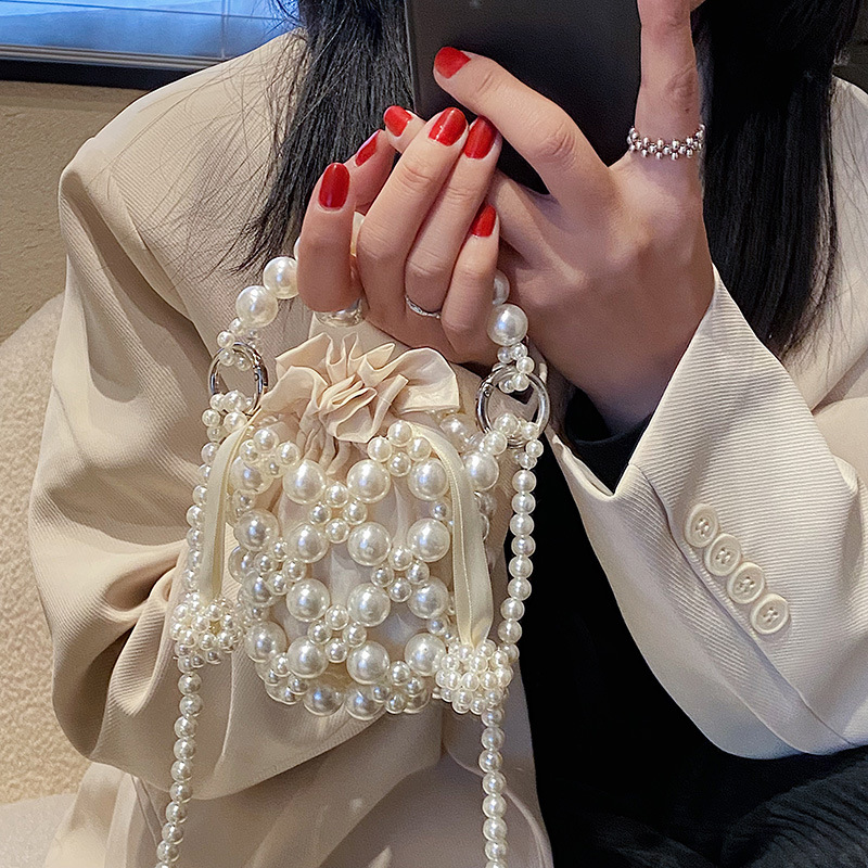 New Spring and Summer Sweet Fashion Pearl Bucket Mini Shoulder Messenger Bag Decorative Portable Lipstick Women's Bag Fashion