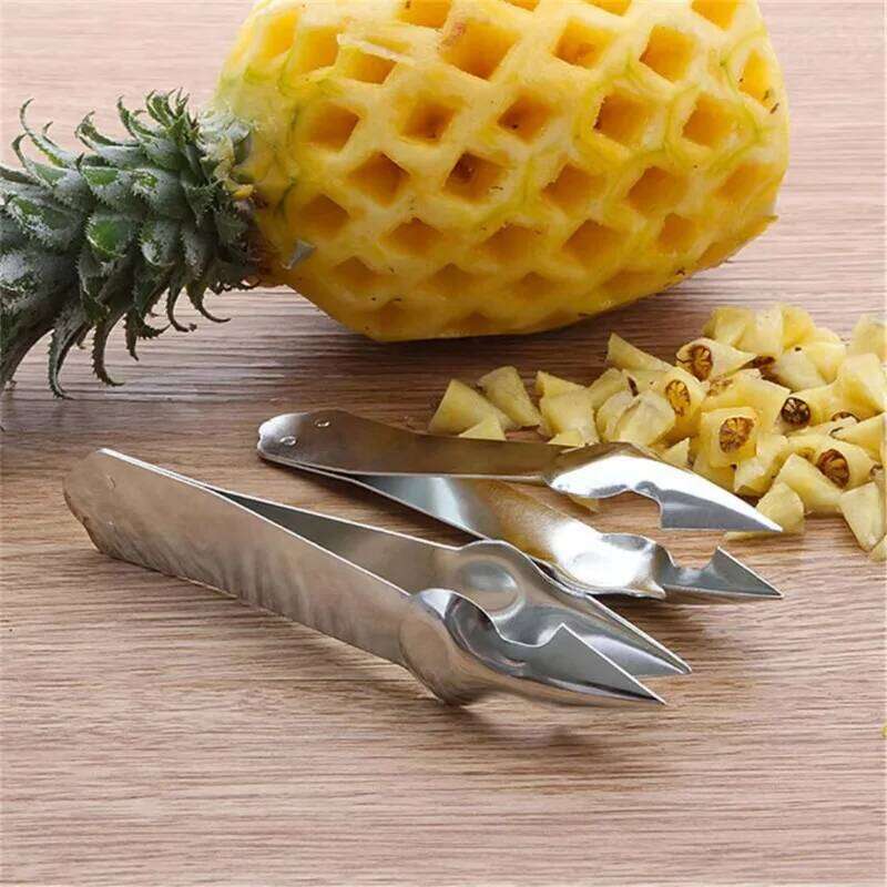 1pc Household Strawberry Gourd Seed Digging Tip Triangle Clip Pineapple Core Remover Kitchen Tools