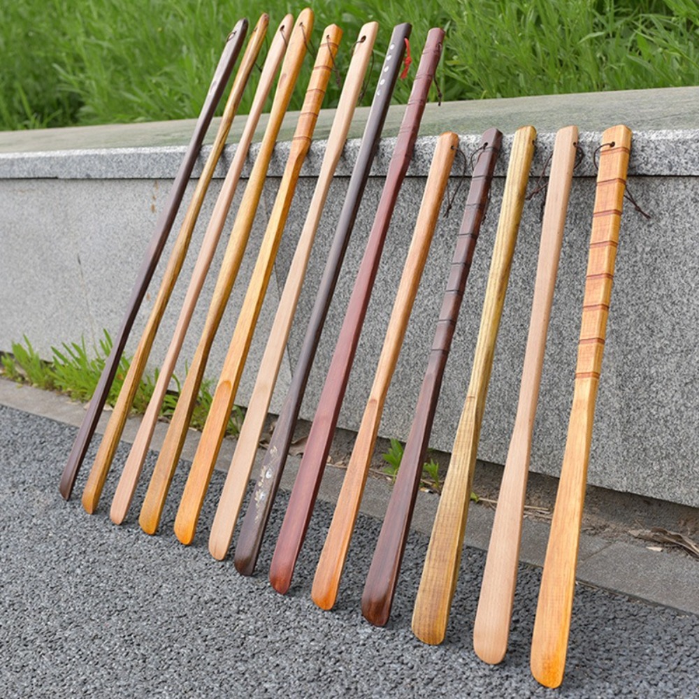 New Wooden Shoe Horn Hanging Extra Long Handle Shoehorn Portable Easy on Off Shoes Lifter for Seniors