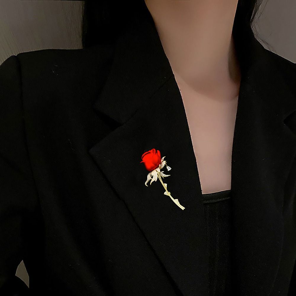 Shiny 3D Flower Tulip Rose Brooch Rhinestone Jewelry Accessories Lapel Pins Blouse Brooch Pin Valentines Gift
