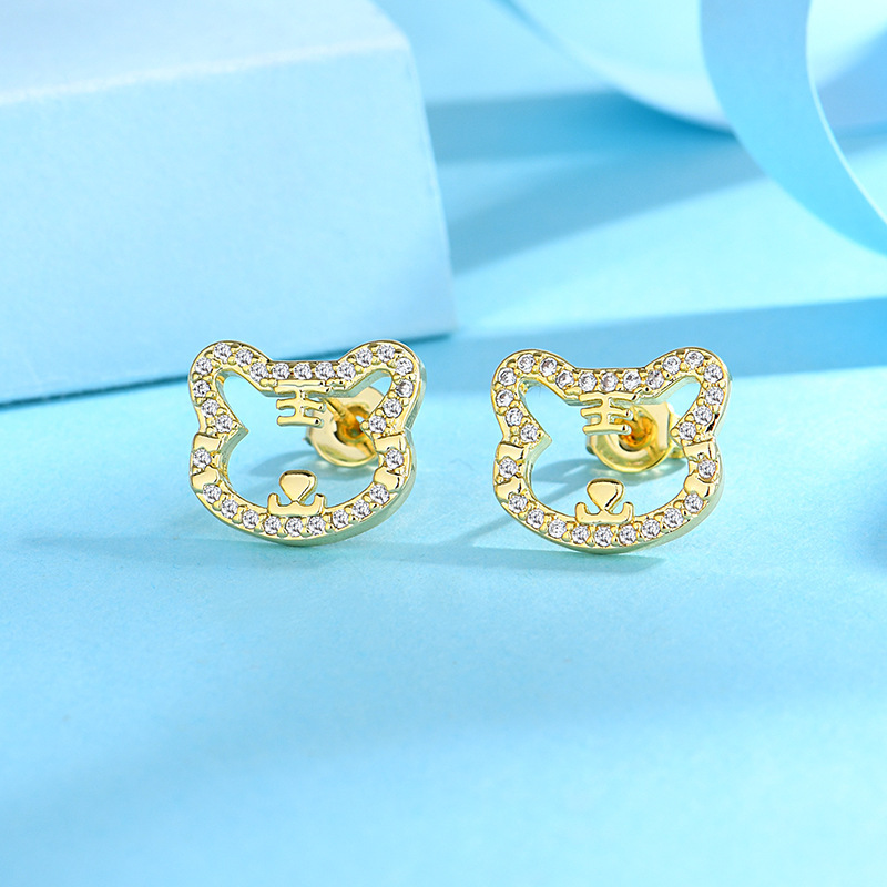 【New fortune cute fun tiger female direct selling accessories fashion earrings 18k real gold flash diamond