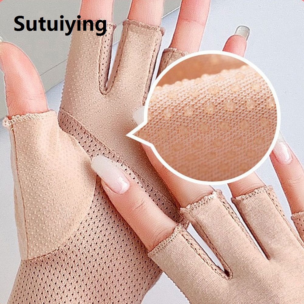 Sutuiying Breathable Cute Elegant Bear Mesh Gloves Anti-slip Driving Gloves Cycling Gloves Anti-UV Gloves Touch Screen Gloves Women Gloves Summer Sunscreen Gloves Half Finger Gloves