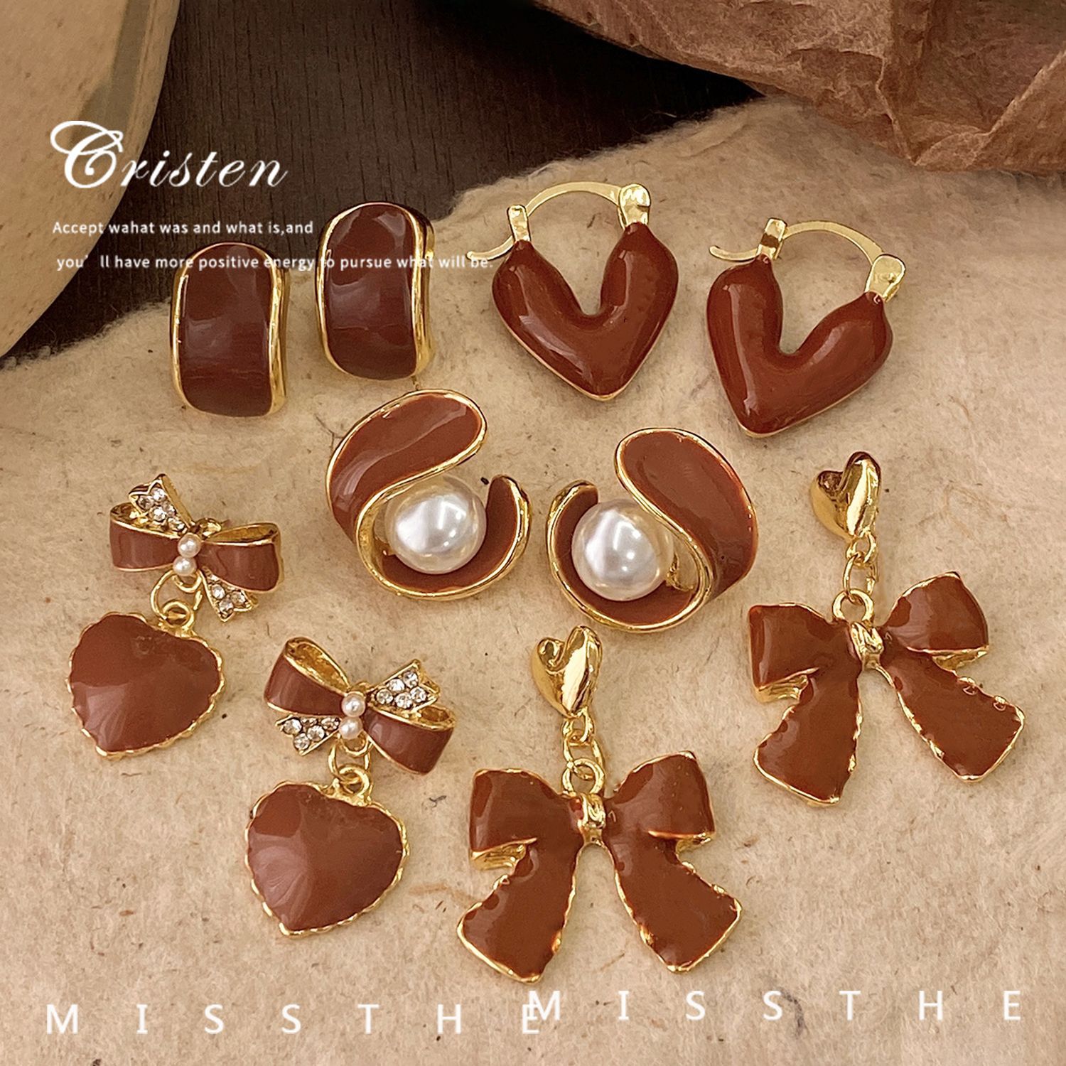 【Good sharing!】brown Maillard Love Earrings Women's 2024 New Fashionable Elegant High-end Earrings Niche Design Earrings
