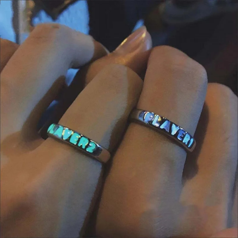 1/2Pcs Luminous Couple Ring Love Heart Luminous Ring Glow In Dark Adjustable Finger Rings Valentine's Day Jewelry Gift Lovers