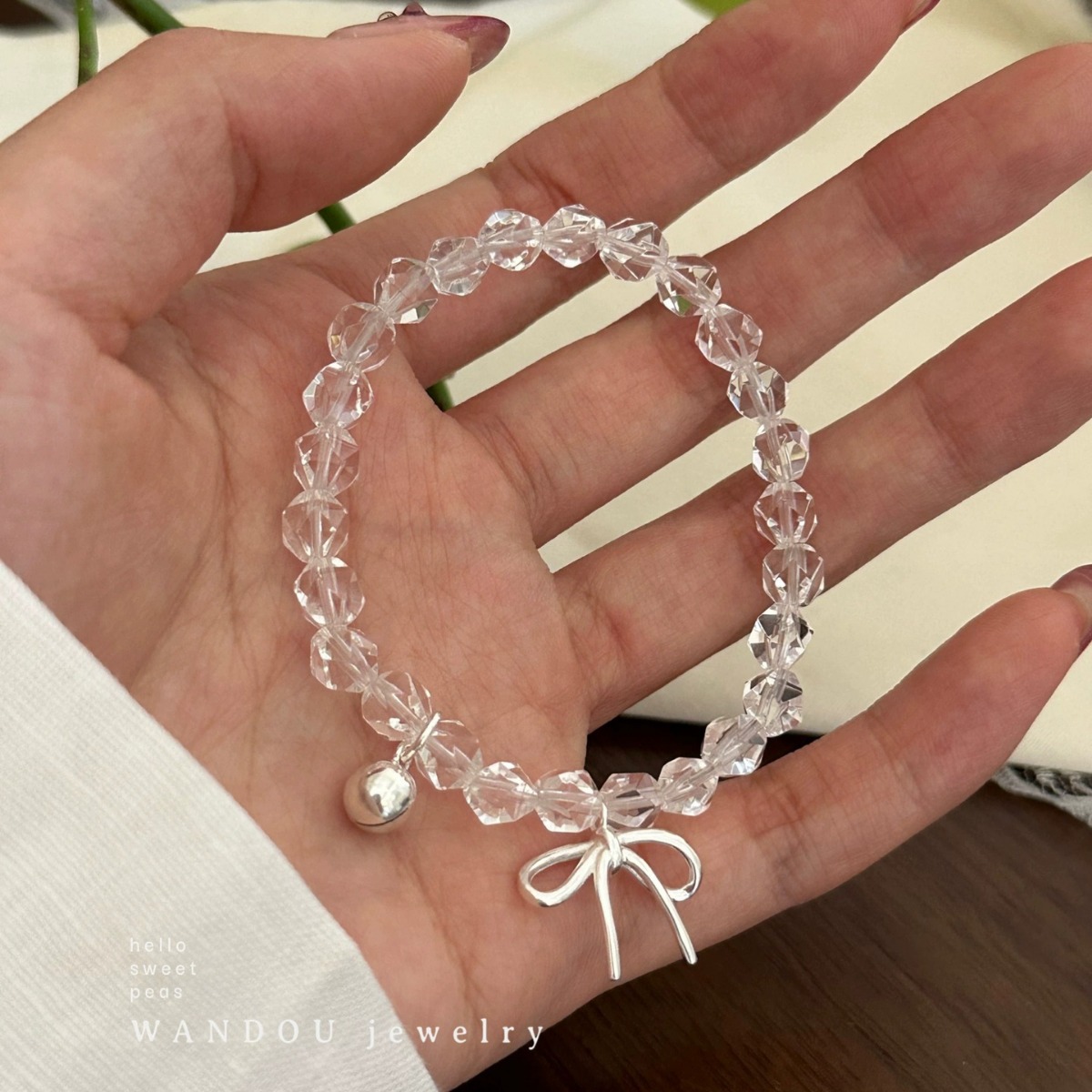 【New Arrivals】Bow Natural White Crystal Bracelet Simple Handmade Design Sweet Elegant Women's Light Luxury Magnetic Field Free from Interference