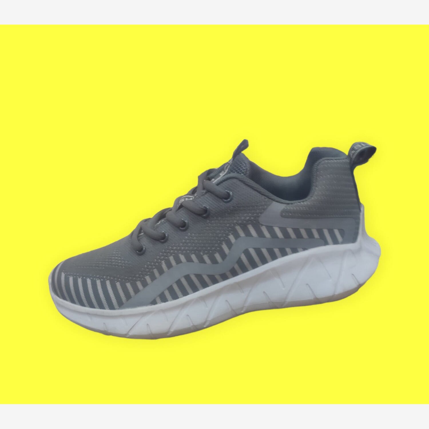 Yearcon Grey Shoes For Men (890)
