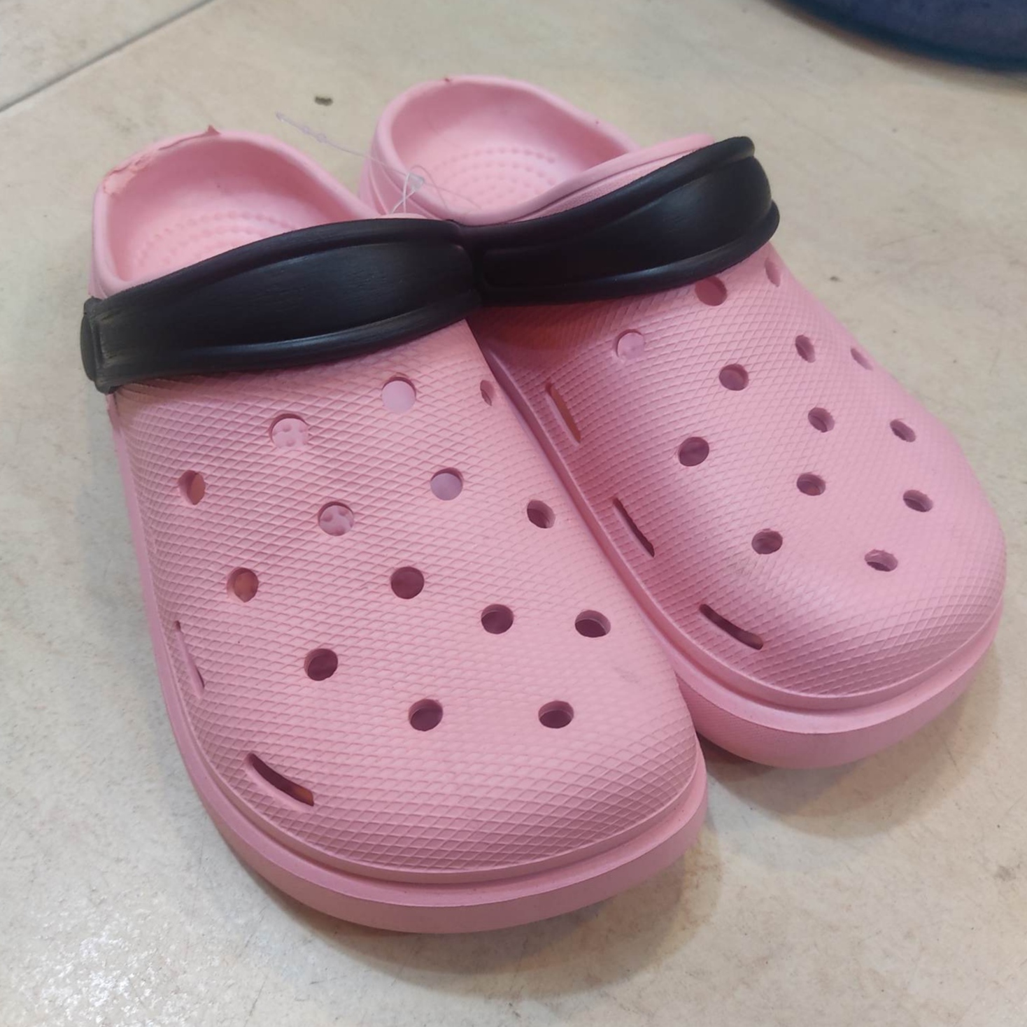 Supmodo Close Slipper for Women