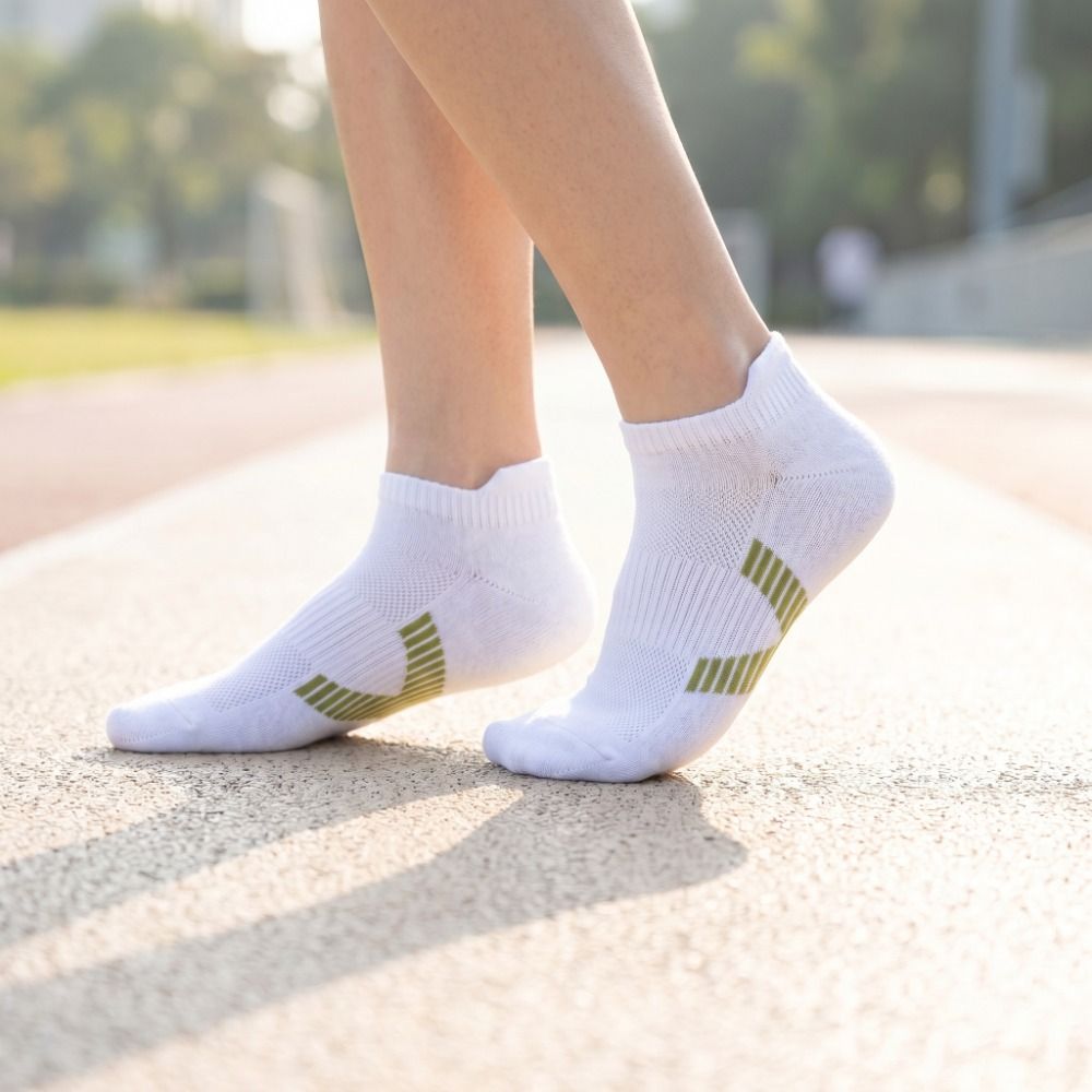 Comfortable Breathable Men's Socks Sweat Absorption Cotton Athletic Socks Stripe Pattern Sports Socks Casual
