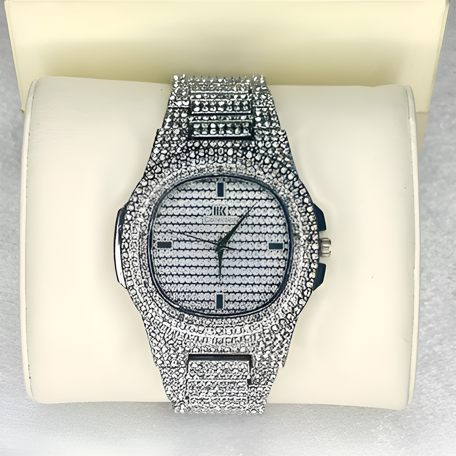 Stainless Steel Round Shape Chronograph Design Quartz Ice Watch For Unisex
