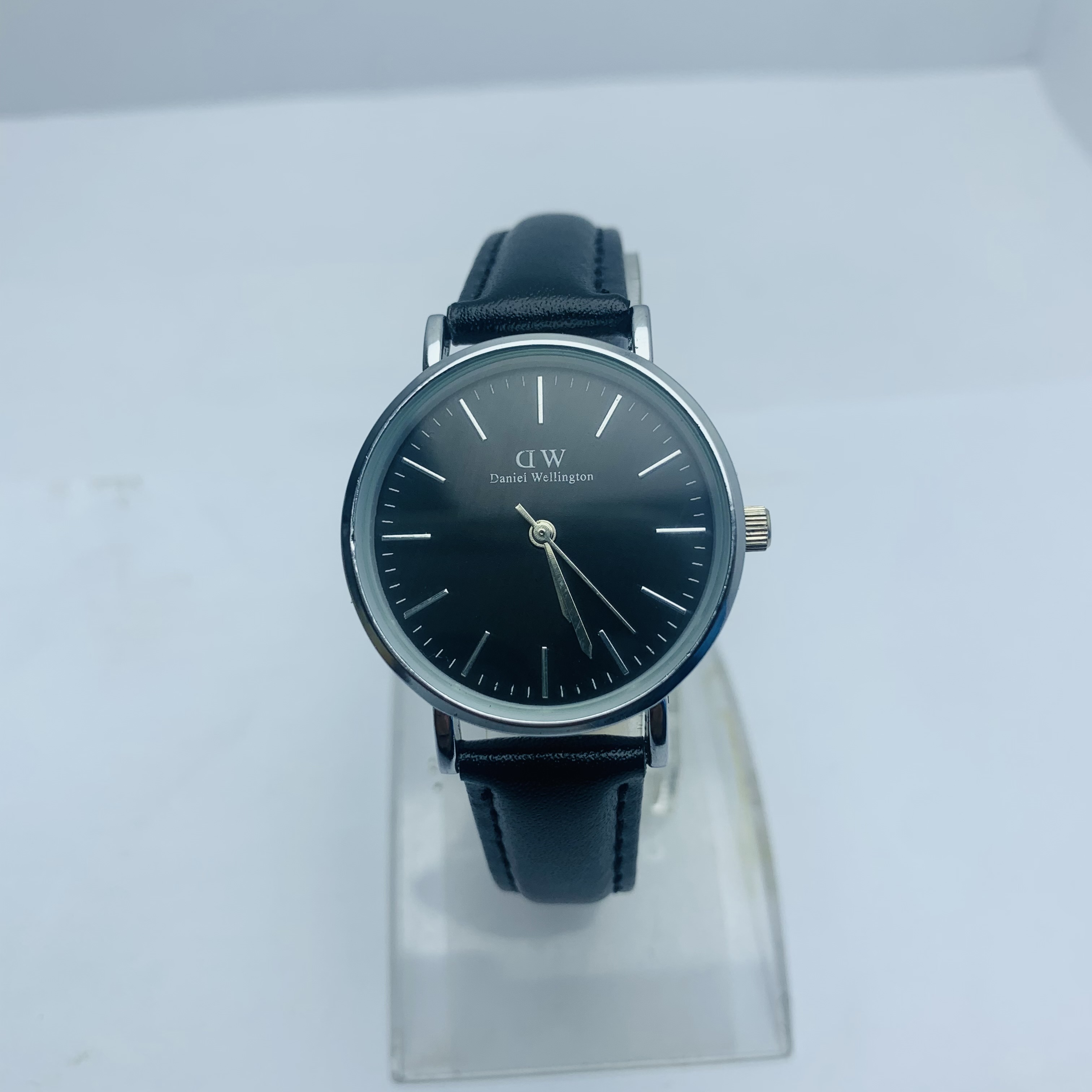 Stylish And Fashionable Round Shape Premium Leather Strap Analog Black & White Dial - Watch For Men