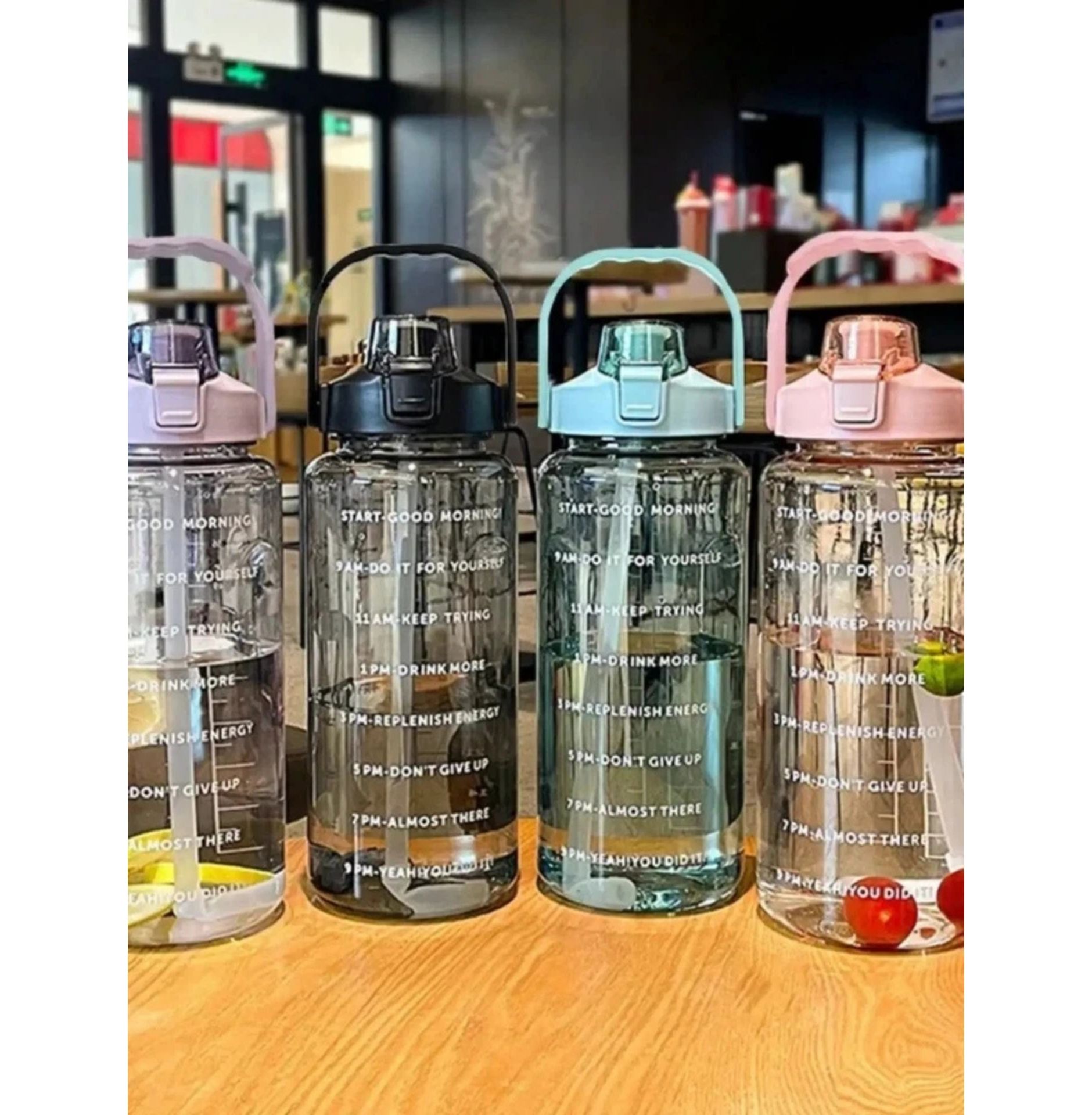 Portable 2L Water Bottle Easy to Carry Easy to Drink