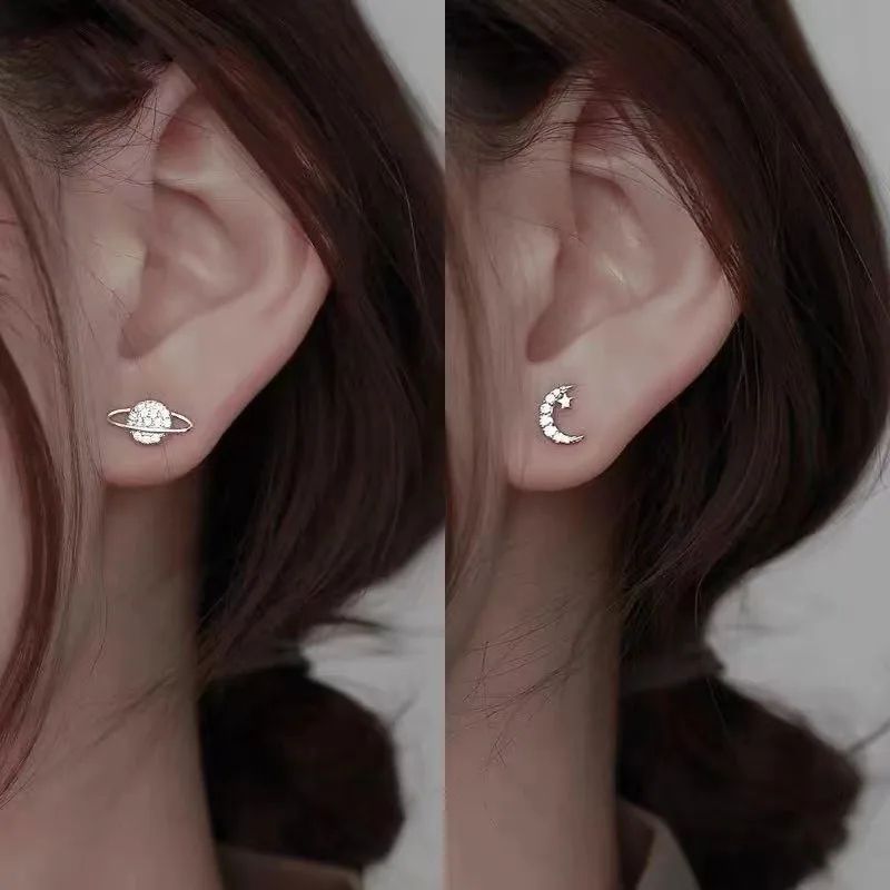 Star and Moon mini earrings, asymmetrical earrings, jewelry, simple, cute, Korean Design Earring