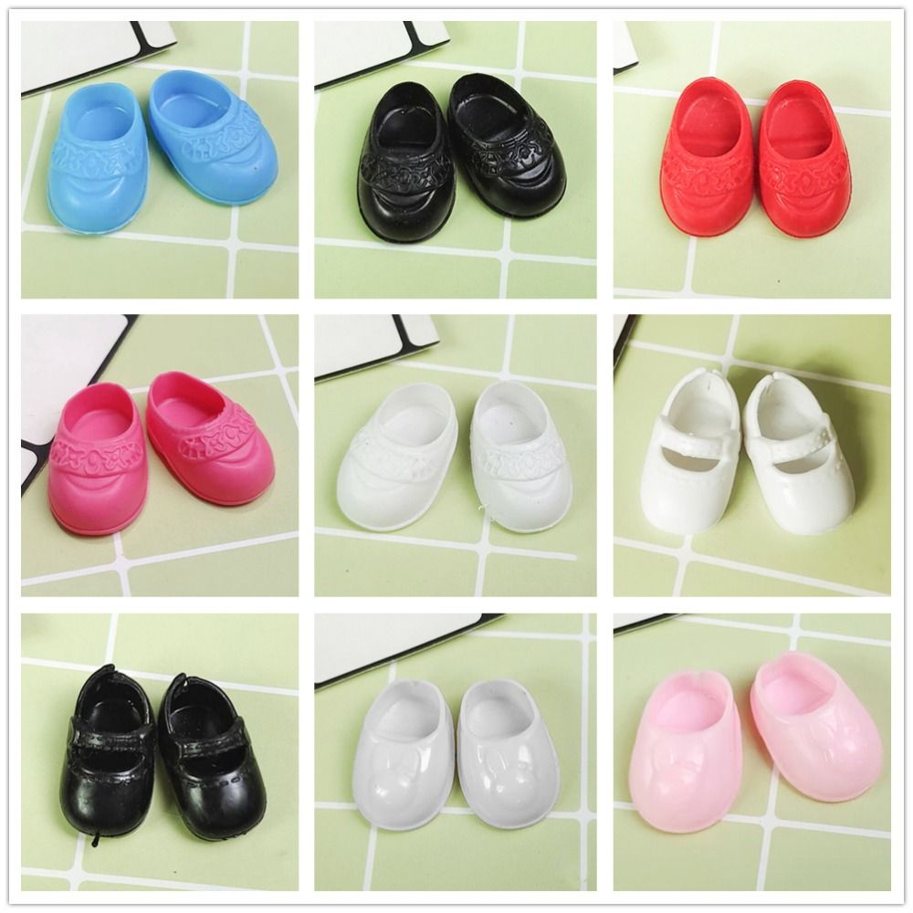 1 pairs High Quality Fashion Doll Shoes Boots Cute 10 Styles Dolls Stand Other Accessories PVC Mini Shoes for 17cm Dolls
