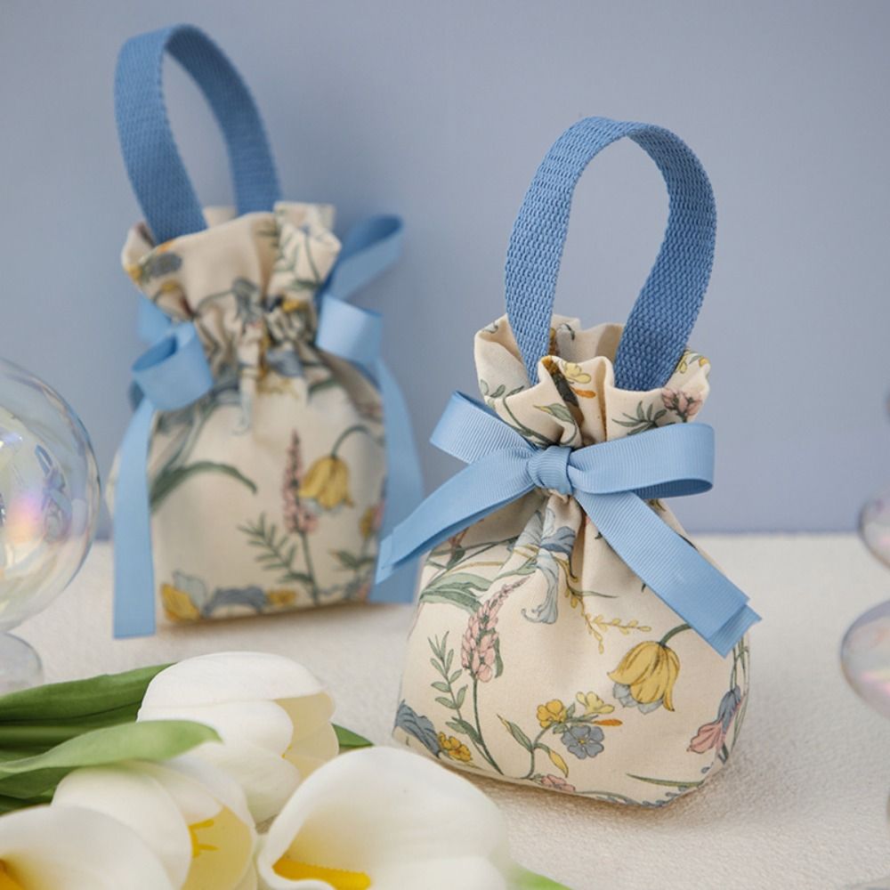 Portable Canvas Wedding Candy Bag Bowknot Tassels Chinese Style Handbag Spring Festival Drawstring Small Wrist Bag Party