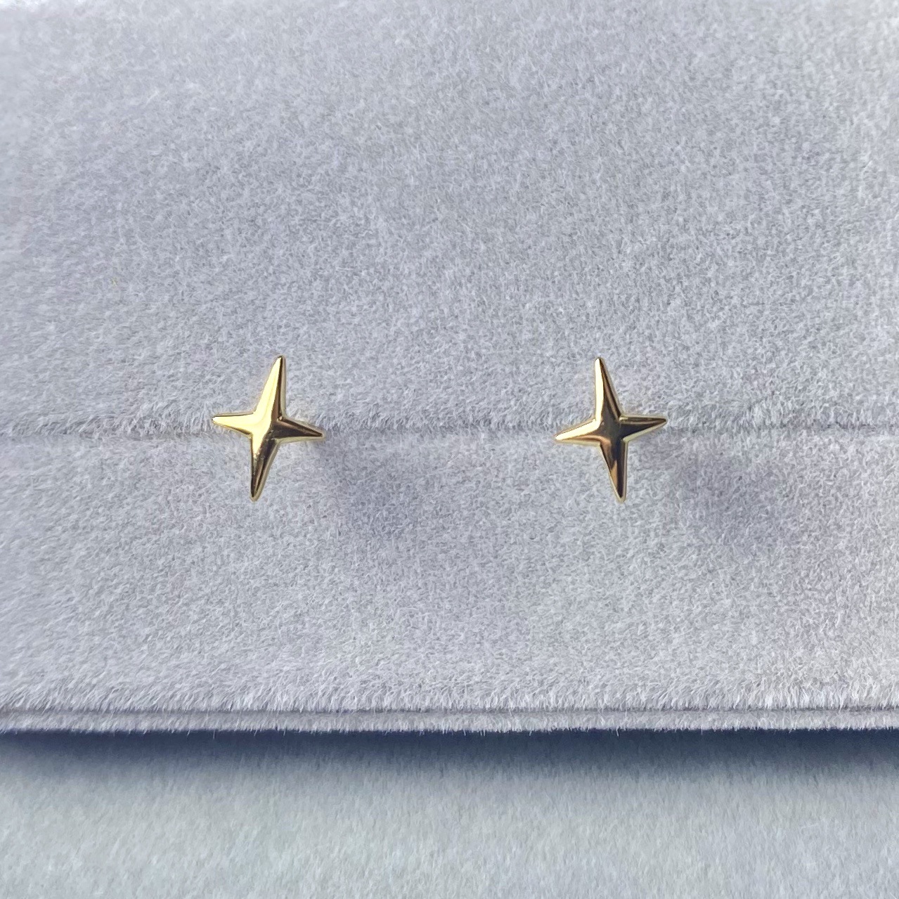 【Year-End Silver Plated 14k Gold Earrings for Boys and Girls Star Four Corners Female Six-pointed Star Trendy Couple Earrings
