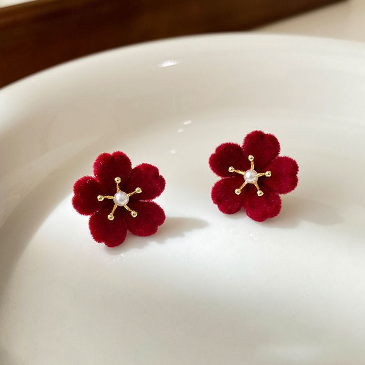 【Good sharing!】925 Silver Needle Red Flower Earrings Cute Sweet Flocking Cherry Blossom Earrings Velvet Niche Design Sense Earrings Women