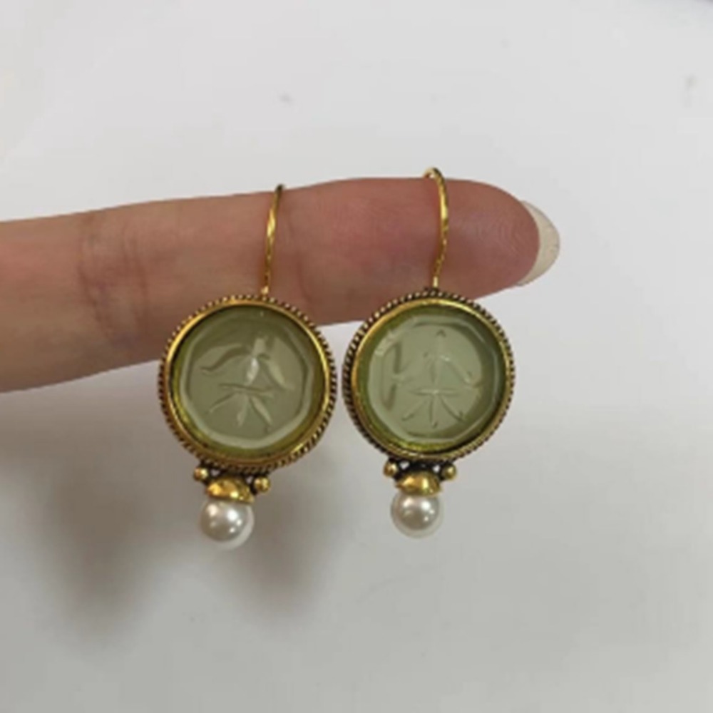 New Square Shape Dangle Earrings New Vintage Trend Green Color Pearl Earrings Elegant Sweet Waterdrop Earrings for Women