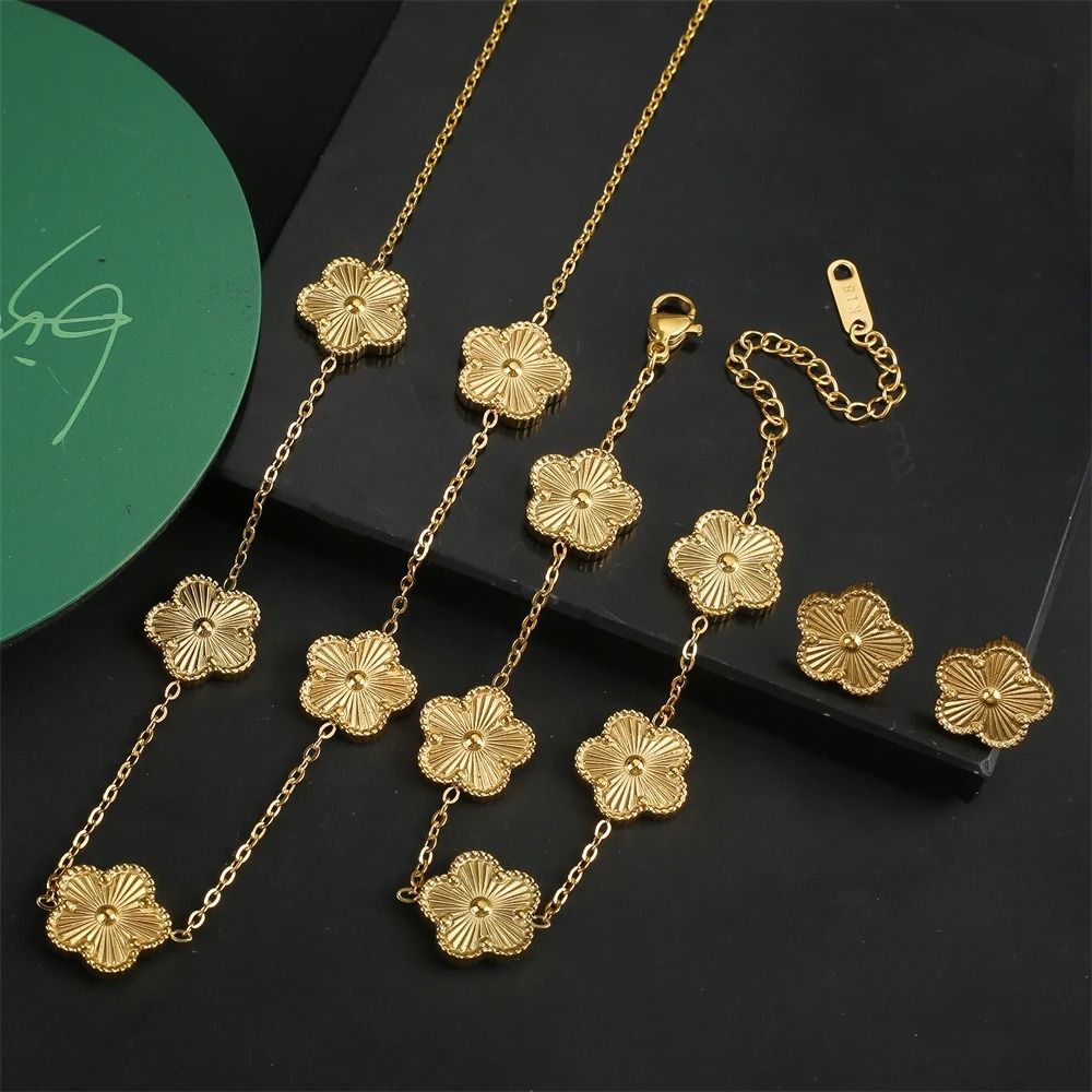 Women Gift Five Leaf Flower Jewelry Set Laser Metal Stainless Steel Adjustable Bracelet New Plum Blossom Women's Necklace