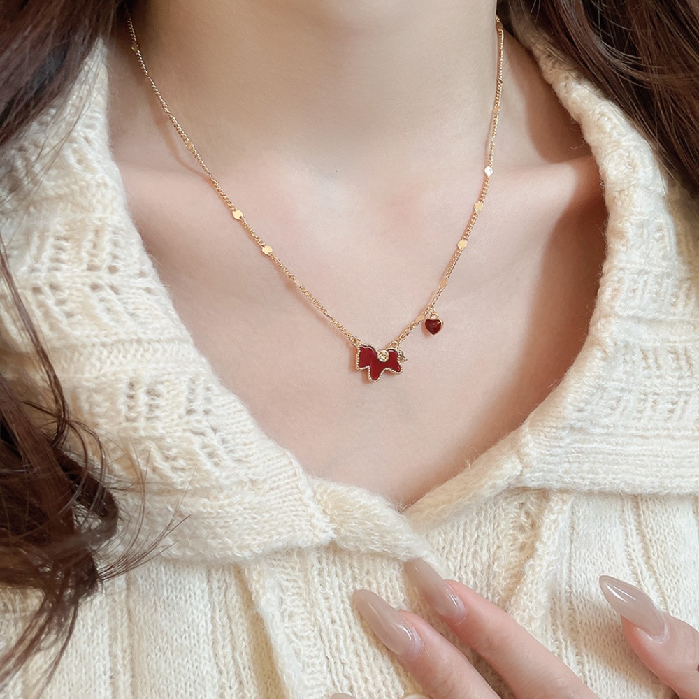 Elegant Fashion Red Pony Necklace Zodiac Cute Horse Pendant Necklace Chinese Style Sweater Chain New Year Collarbone Chain Girls