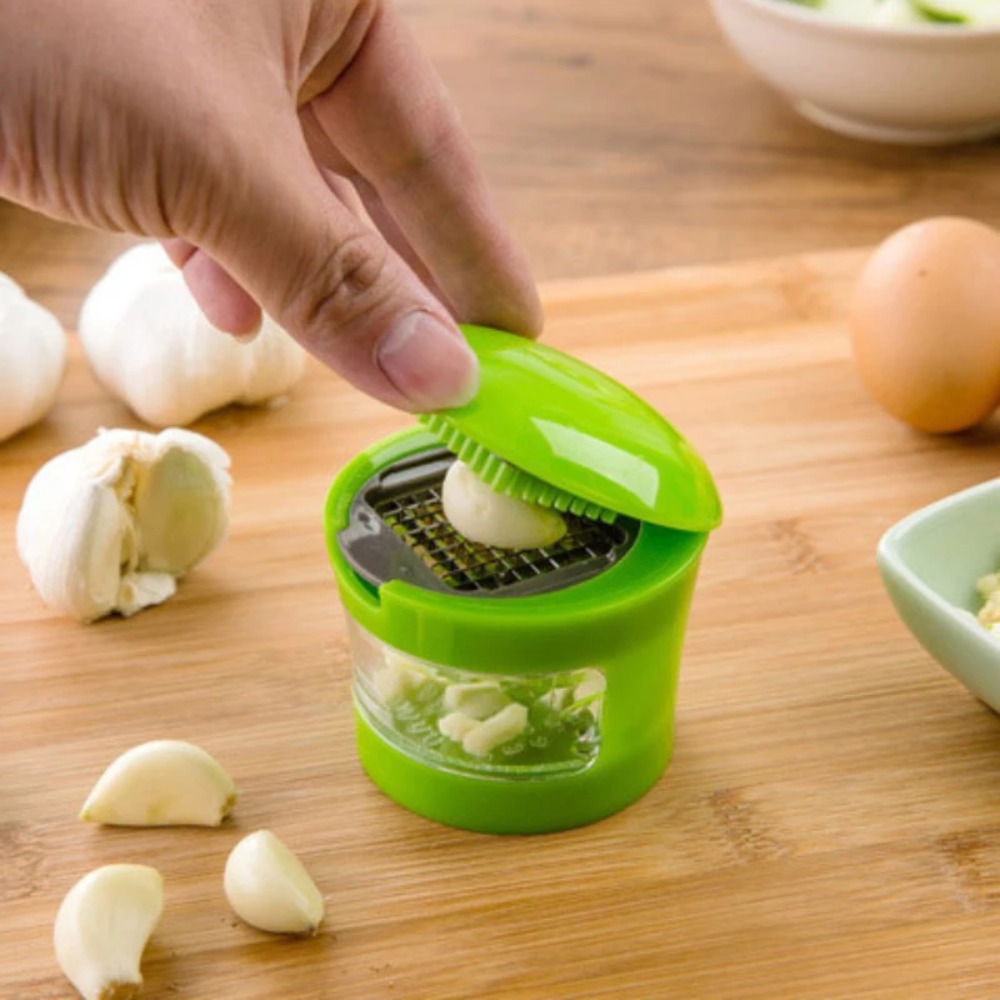 Easy Use Manual Garlic Chopper Mini Multifunctional Garlic Grinder Garlic Stainless Steel Garlic Crusher for Vegetable Fruits Onions Pepper
