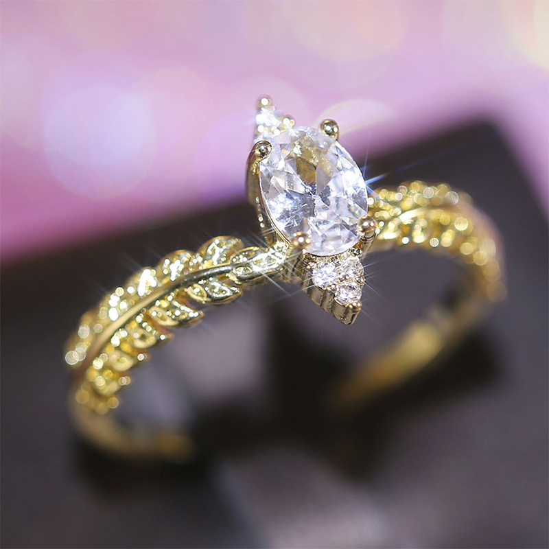 【Exclusive Discount】Huitan Color Wo Engaget Rings Stylish Marquise Shape Leave Girl Ring Gift Elegant Female Marriage Jewelry