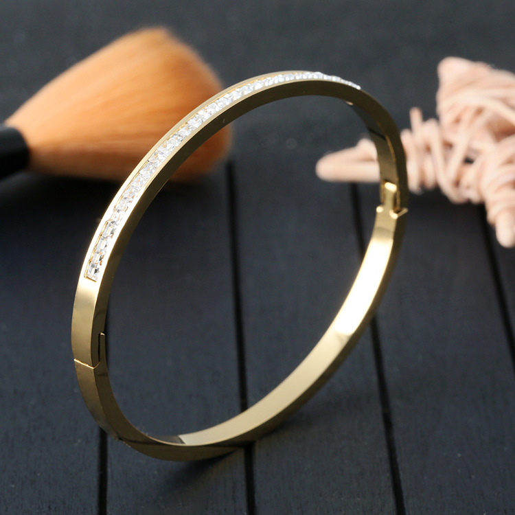 Sale】Fashionable Simple Titanium Steel Bracelet Women's Buckle Rose Gold Bracelet Stainless Steel Bracelet