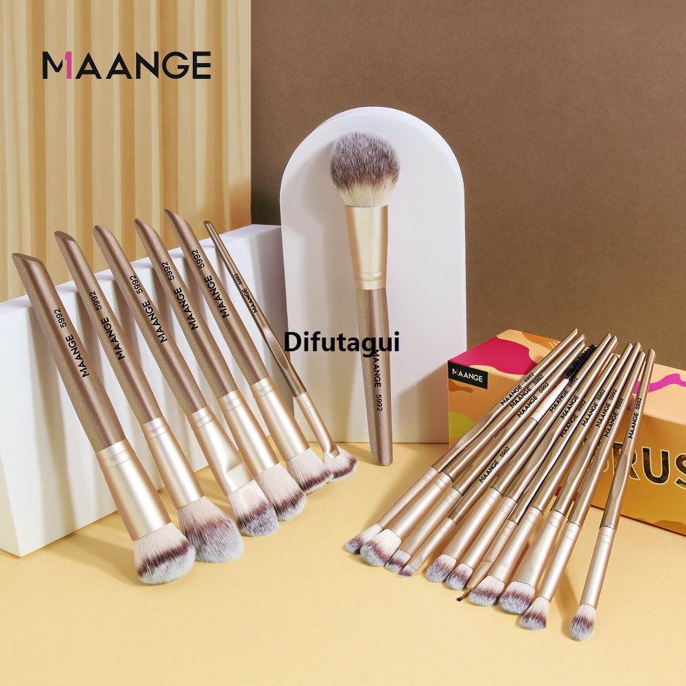 Difutagui Professional brush MAANGE Hot Selling 18-piece set