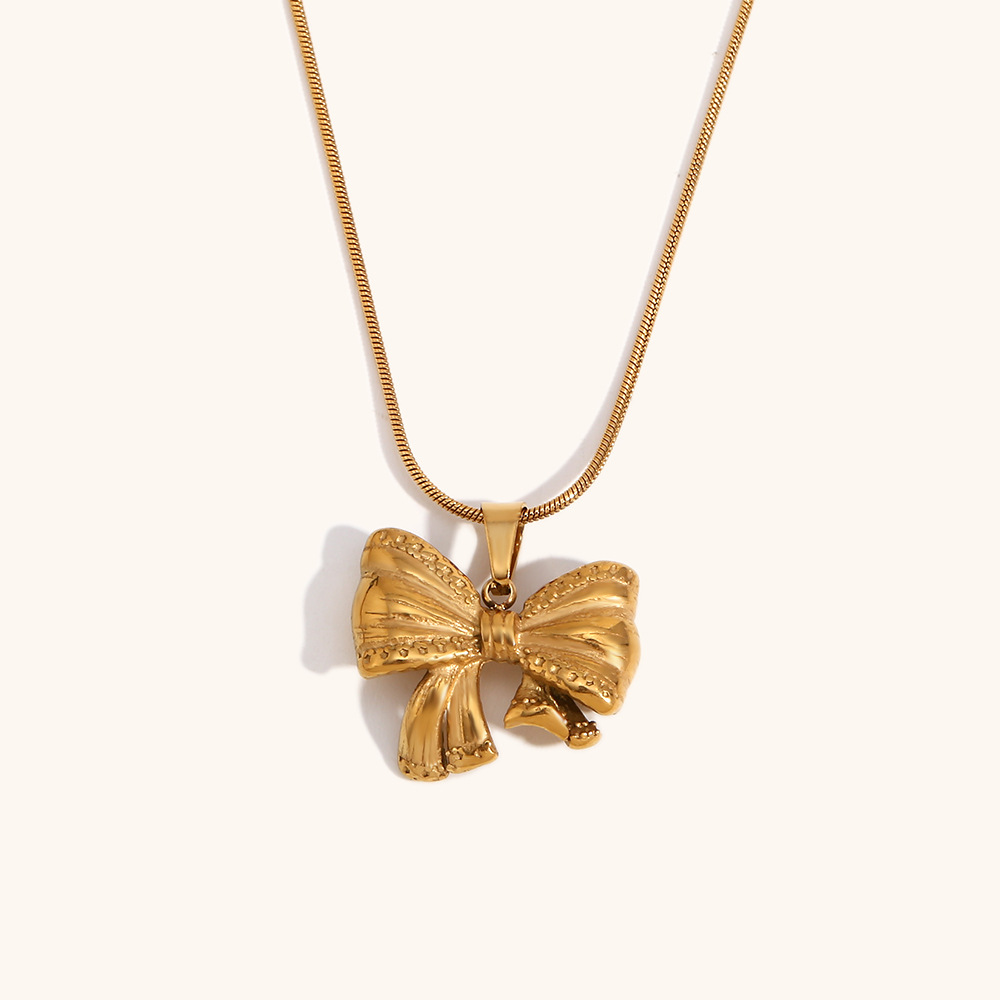 【Trendy designs】Exquisite Sweet Cute Stainless Steel 18K Gold Plated Pendant Thin Snake Chain Necklace for