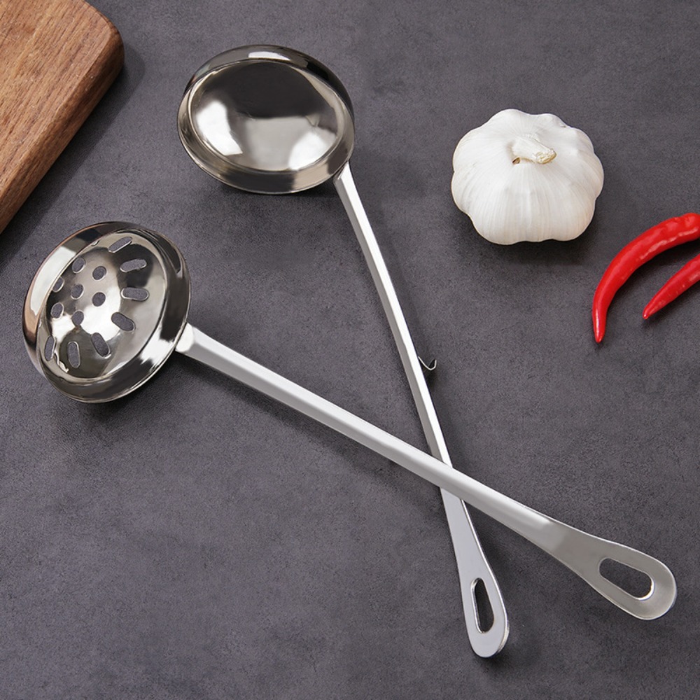 New Stainless Steel Soup Spoon with Hook Long Handle Long Spoons Hanging Hole Design Silver Soup Ladles for Kitchen Cooking