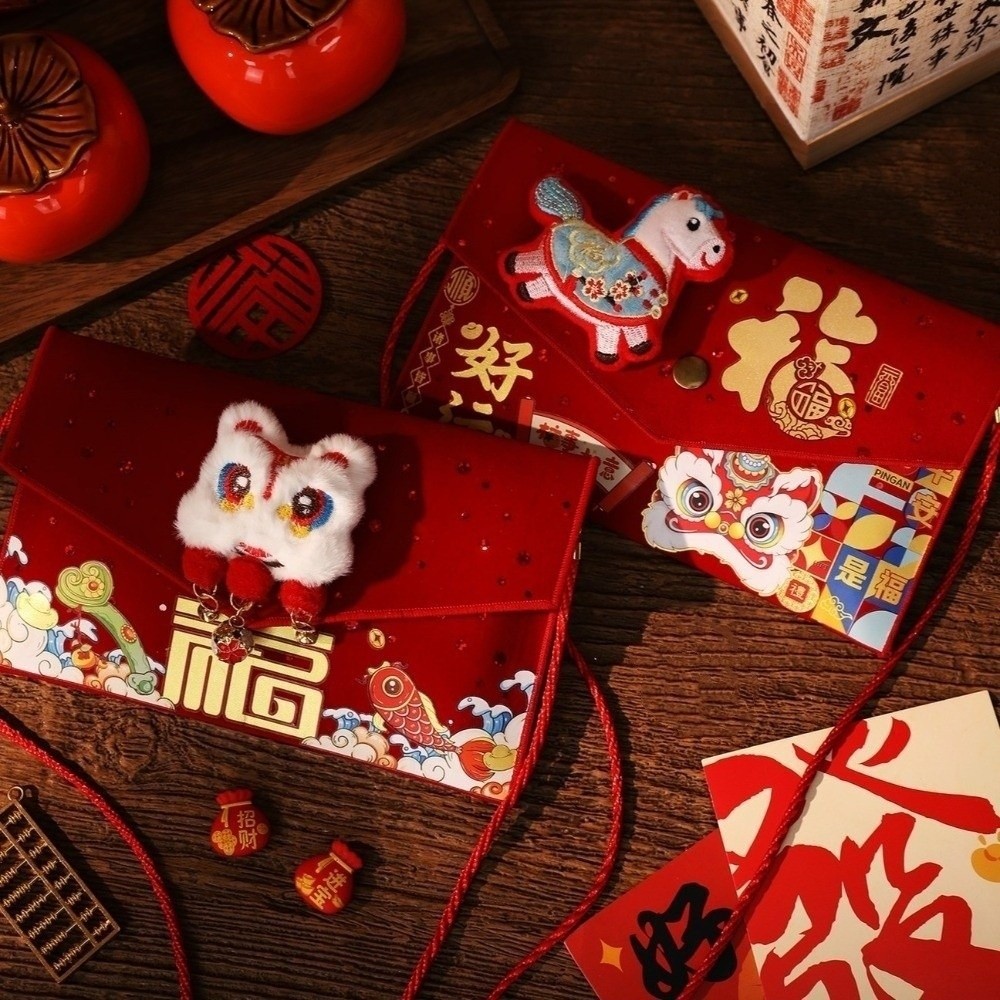 Practical Chinese Style Cloth Horse Red Envelope 3D Plush Cartoon Pony Traditional Brocade Red Pocket Crossbody Best Wishes Good Money Bag Wedding Gifts