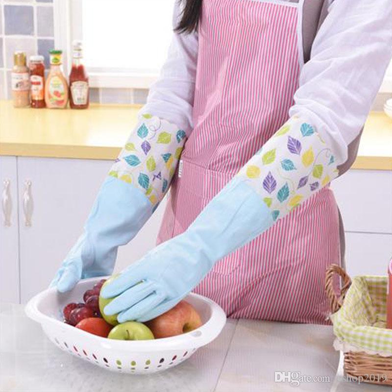 Household Cleaning Rubber Gloves With Fur Inside (Colour May Vary)