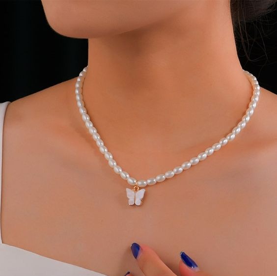 Butterfly Charm Pearl Bead Necklace. Trendy Colorful Pearl Choker Necklace