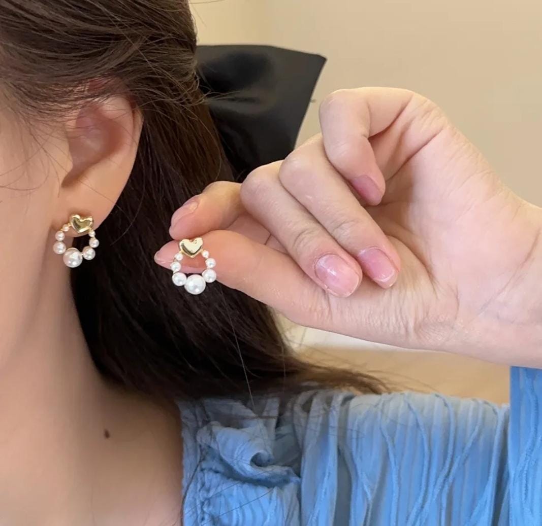 BLUE BELL=1 Pair Fashion White Heart Stud Earrings For Women