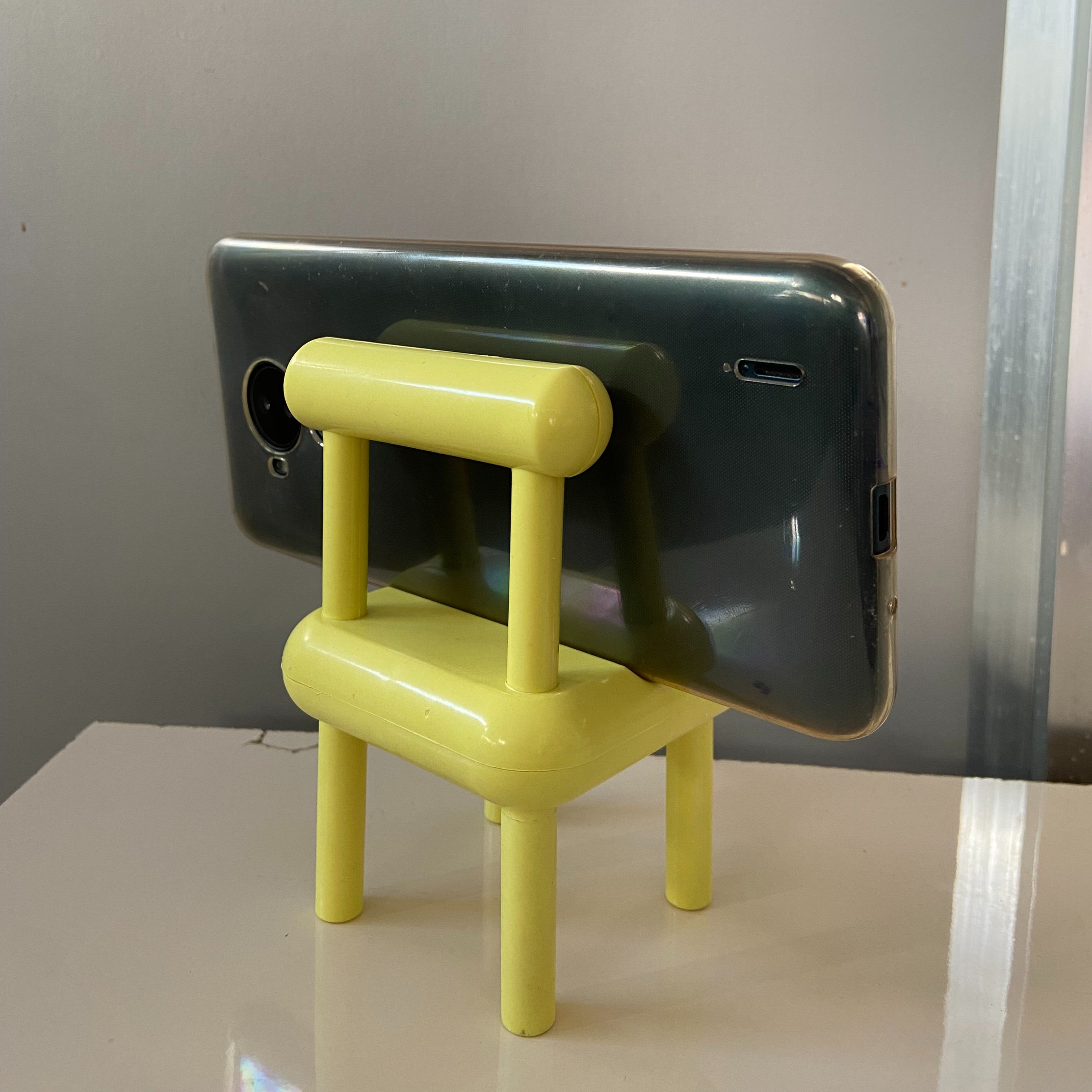 EZ Chair Design Mobile And Laptop Stand